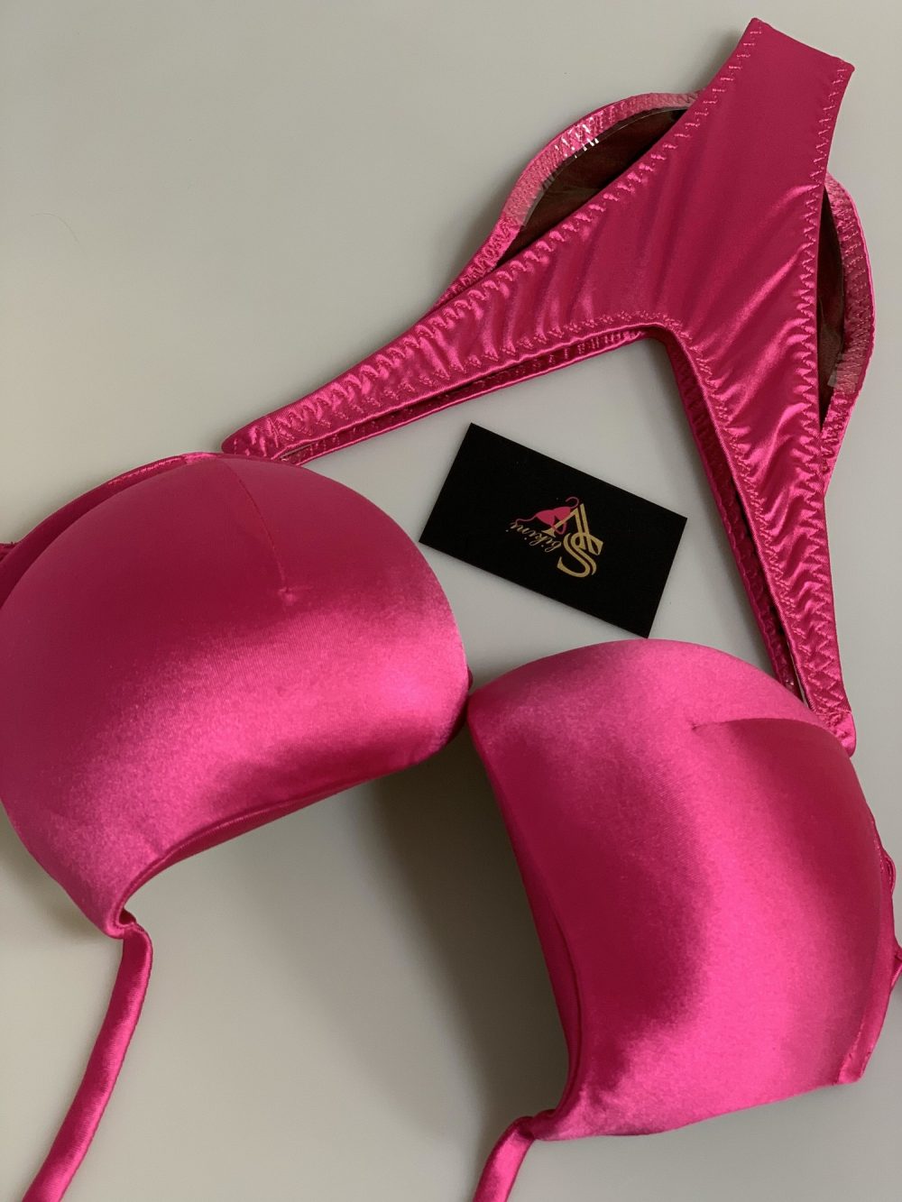 Bright pink satin base - Image 1
