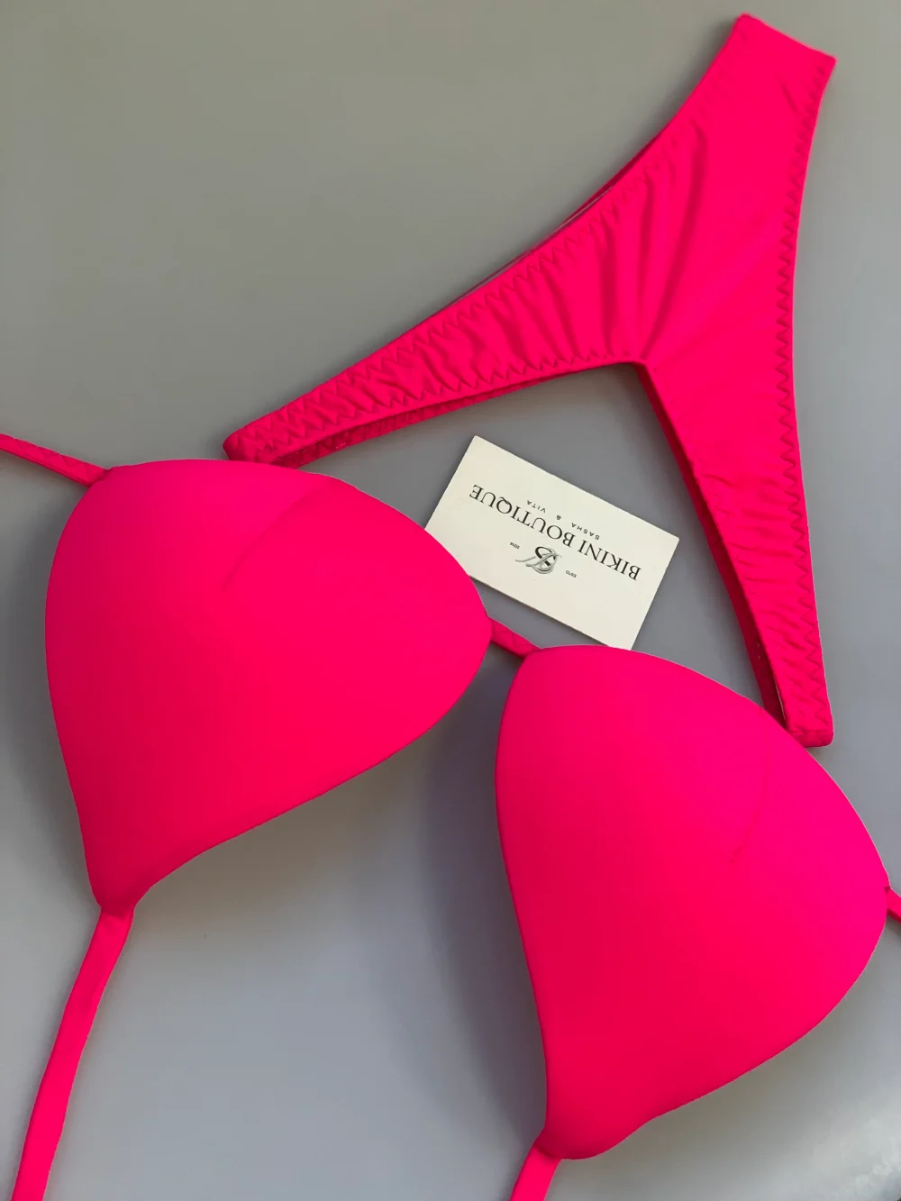 Bright pink - Image 1