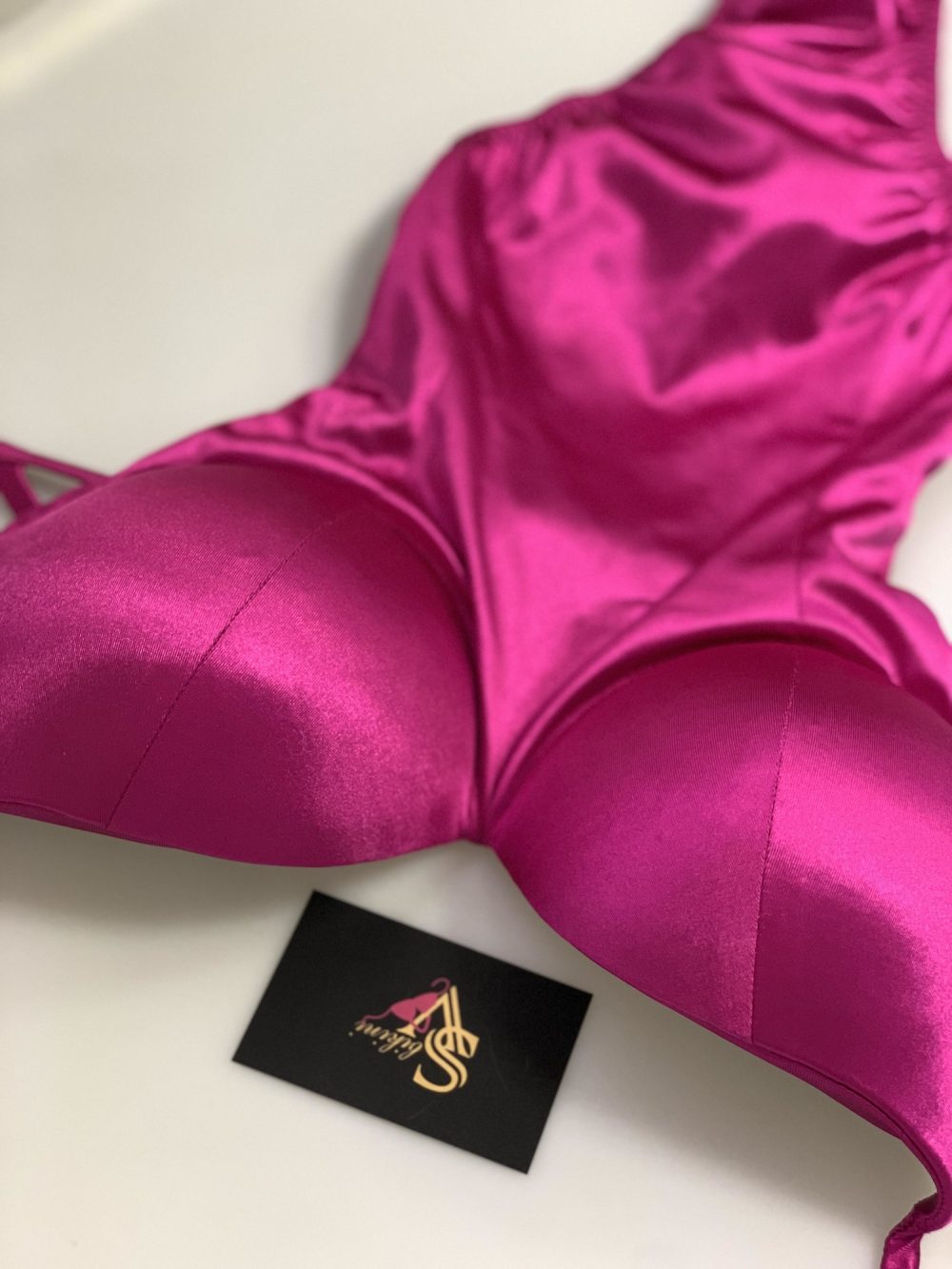 Fuchsia satin base - Image 1