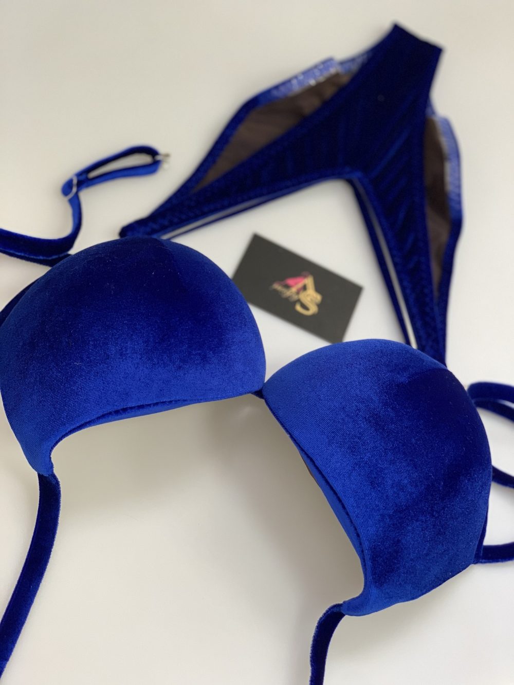 Bright Blue Velvet Base - Image 1